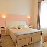 Dimora Salviati Bed and breakfast
