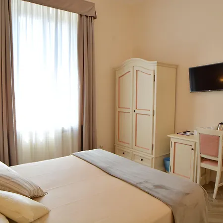 ディモーラ サルビアーティ 4*